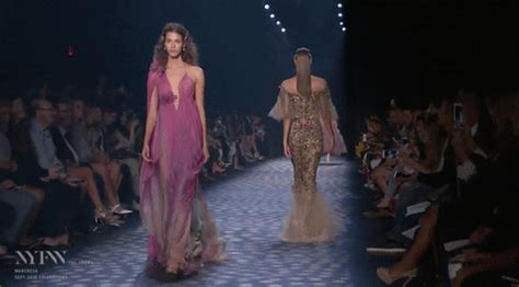 Fashion Shows GIFs